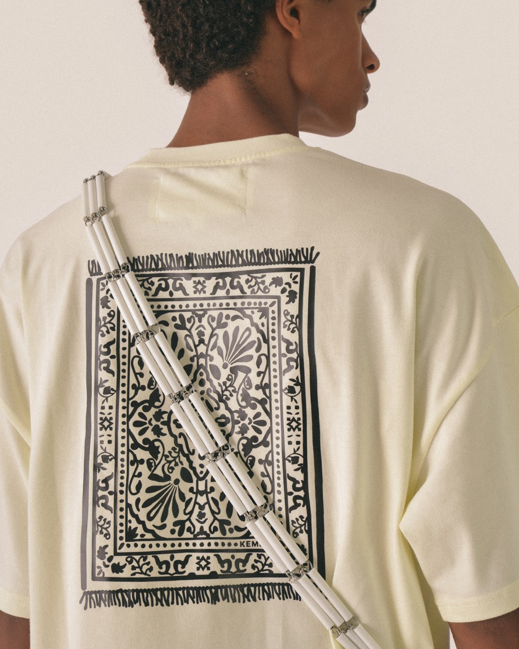 T-shirt carpet print cream