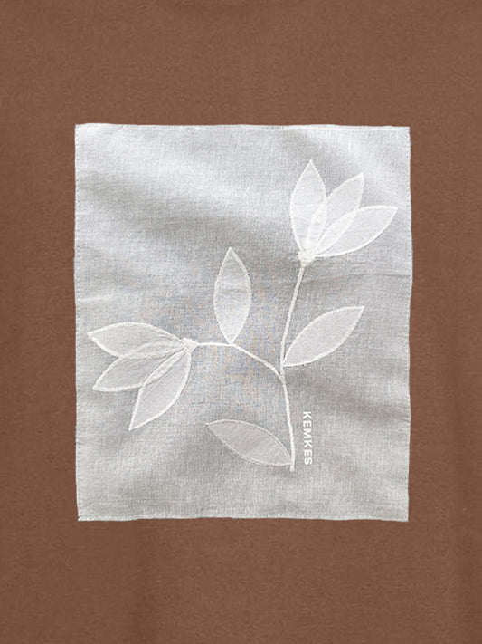 T-shirt artwork patch front - brown