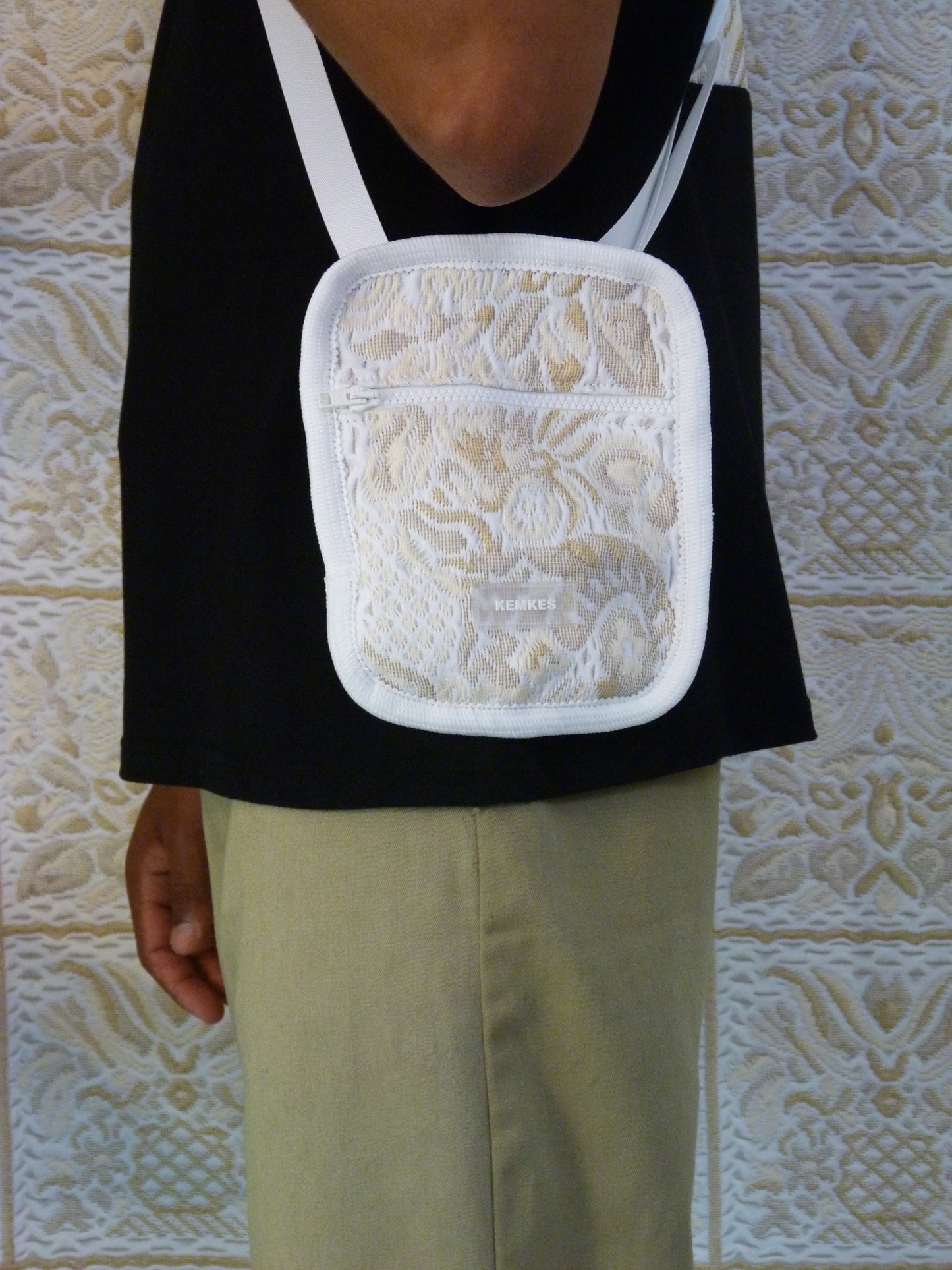 Essentials bag jacquard mostard