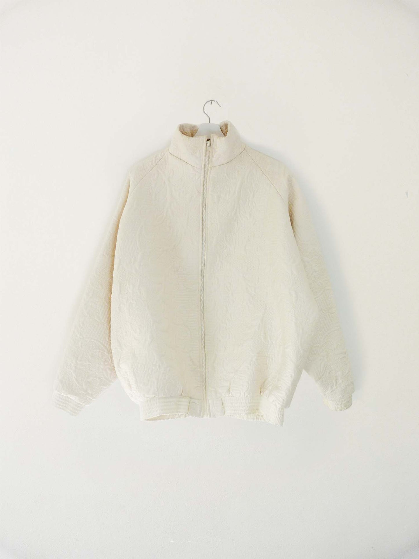 Tracksuit white quilt L
