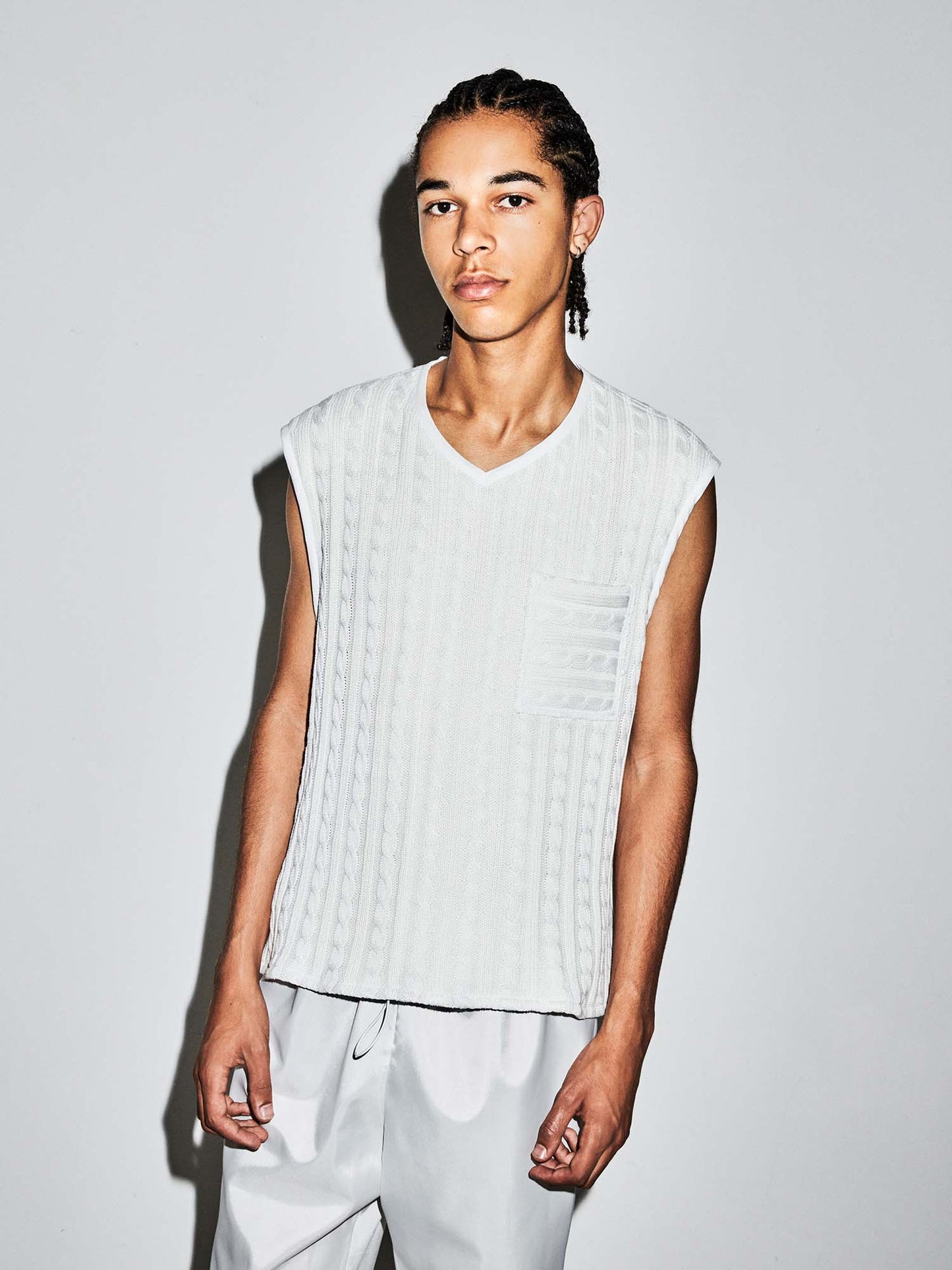 Spencer white cabel knit M